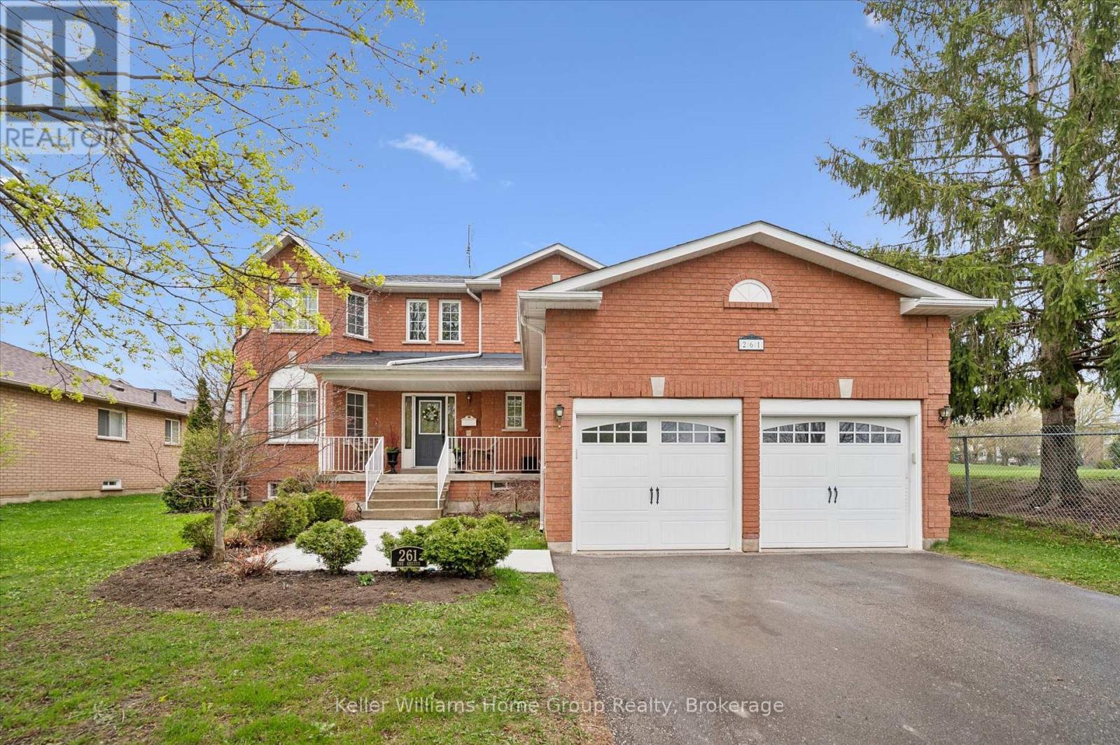261 Irvine Street S, Centre Wellington, Ontario  N0B 1S0 - Photo 2 - X13092118
