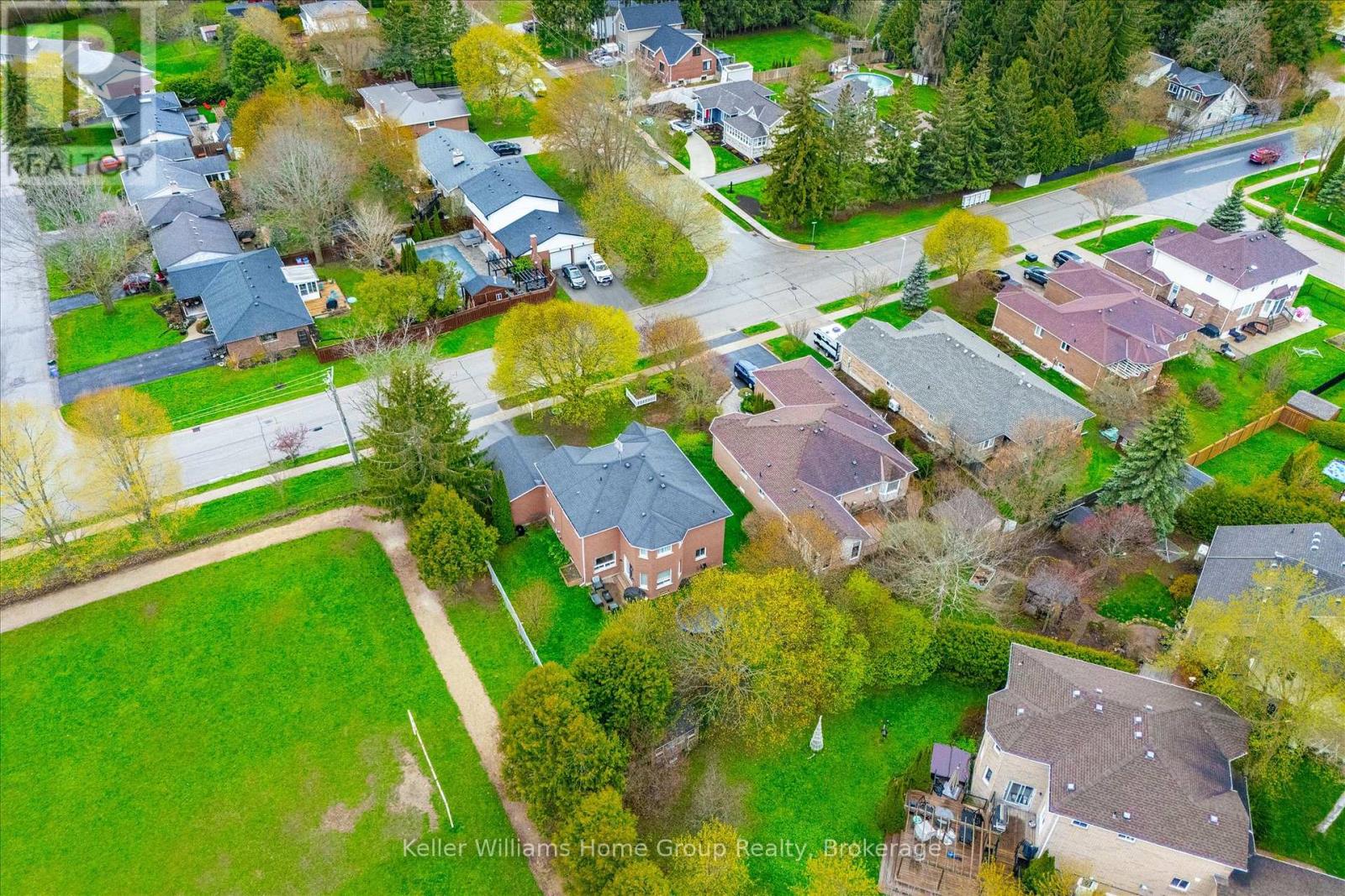 261 Irvine Street S, Centre Wellington, Ontario  N0B 1S0 - Photo 45 - X13092118