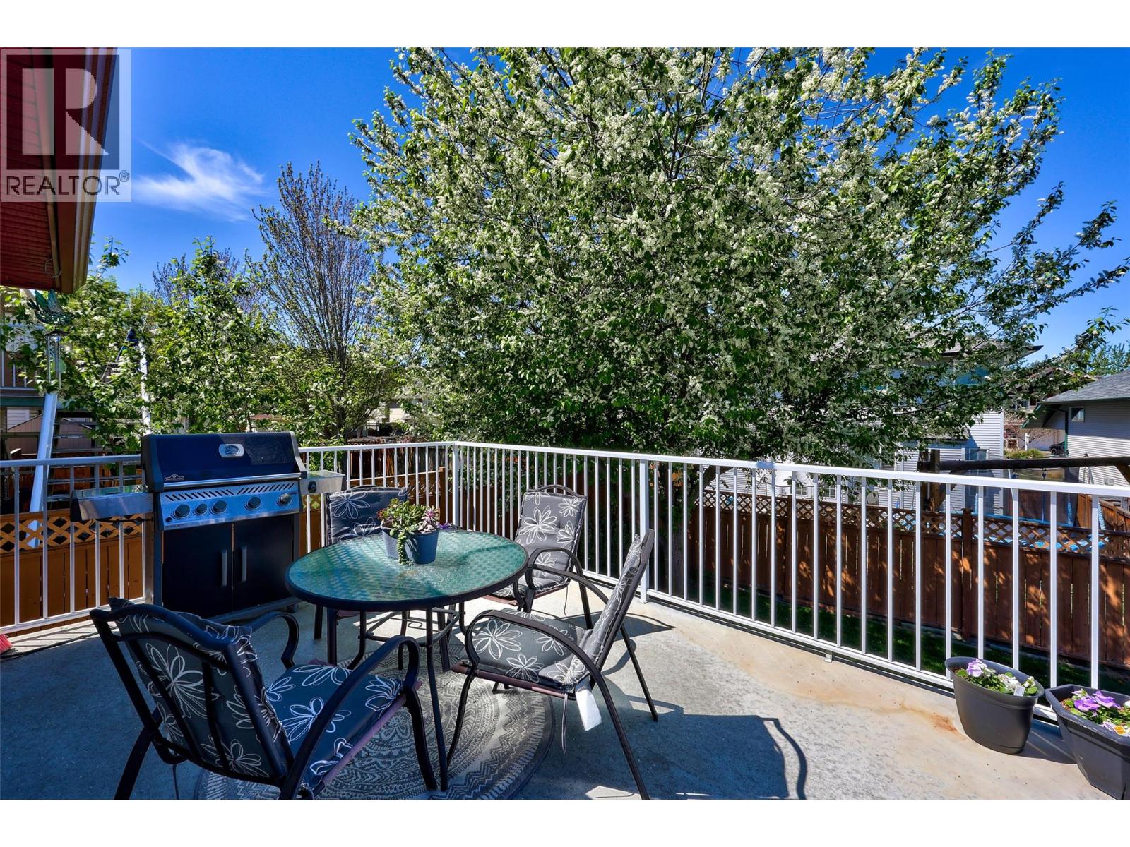 2452 Abbeyglen Way, Kamloops, British Columbia  V1S 1A5 - Photo 13 - 10386362