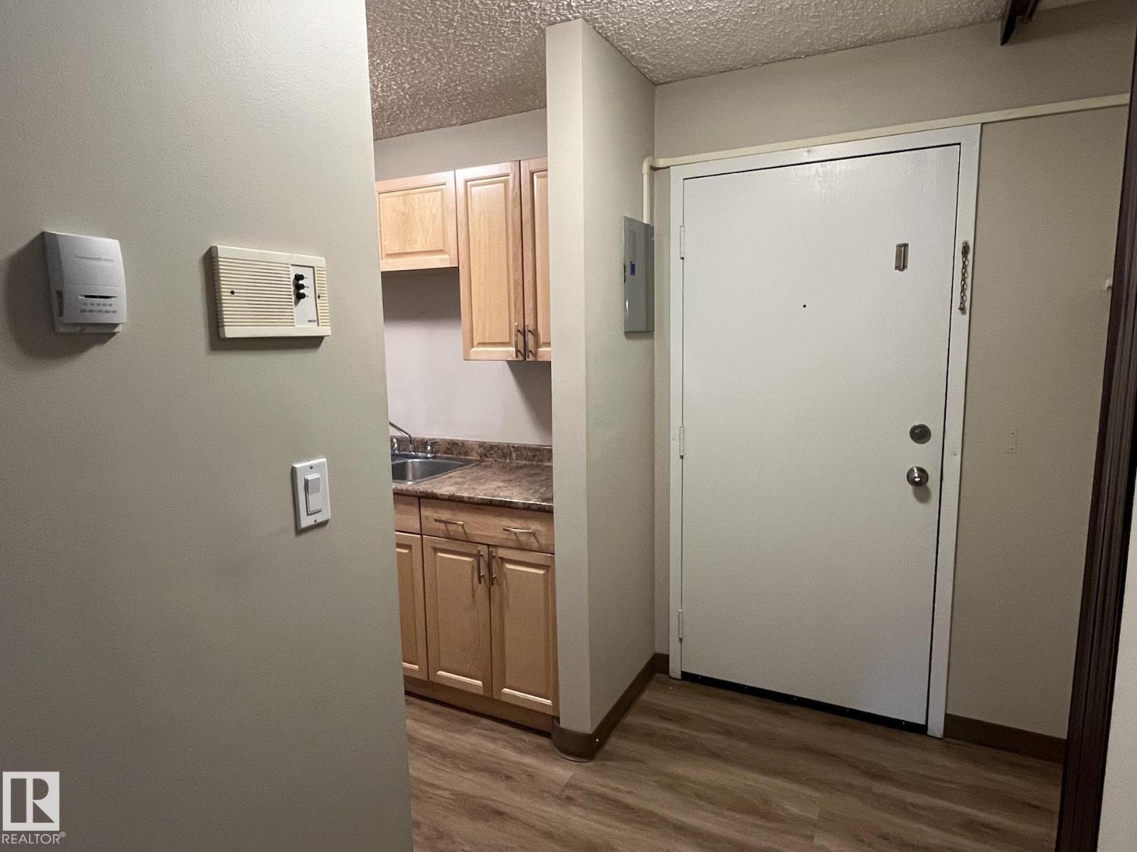 #205 51 Brown St, Stony Plain, Alberta  T7Z 1P2 - Photo 3 - E4486026