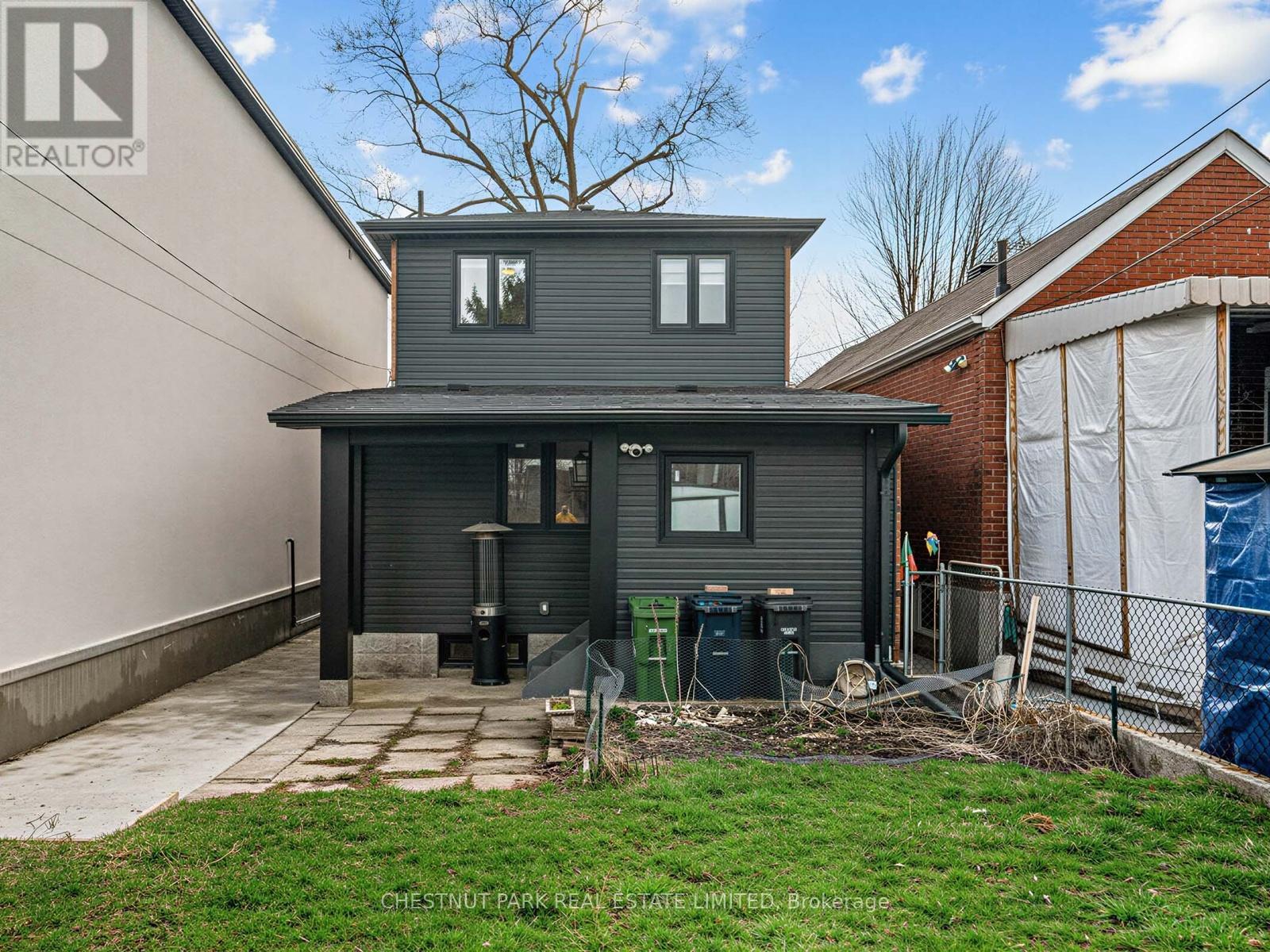 209 Robina Avenue, Toronto, Ontario  M6C 3Y9 - Photo 37 - C13091782