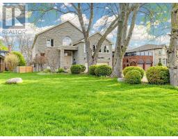 52 CEDAR BRAE BOULEVARD, Toronto, Ontario