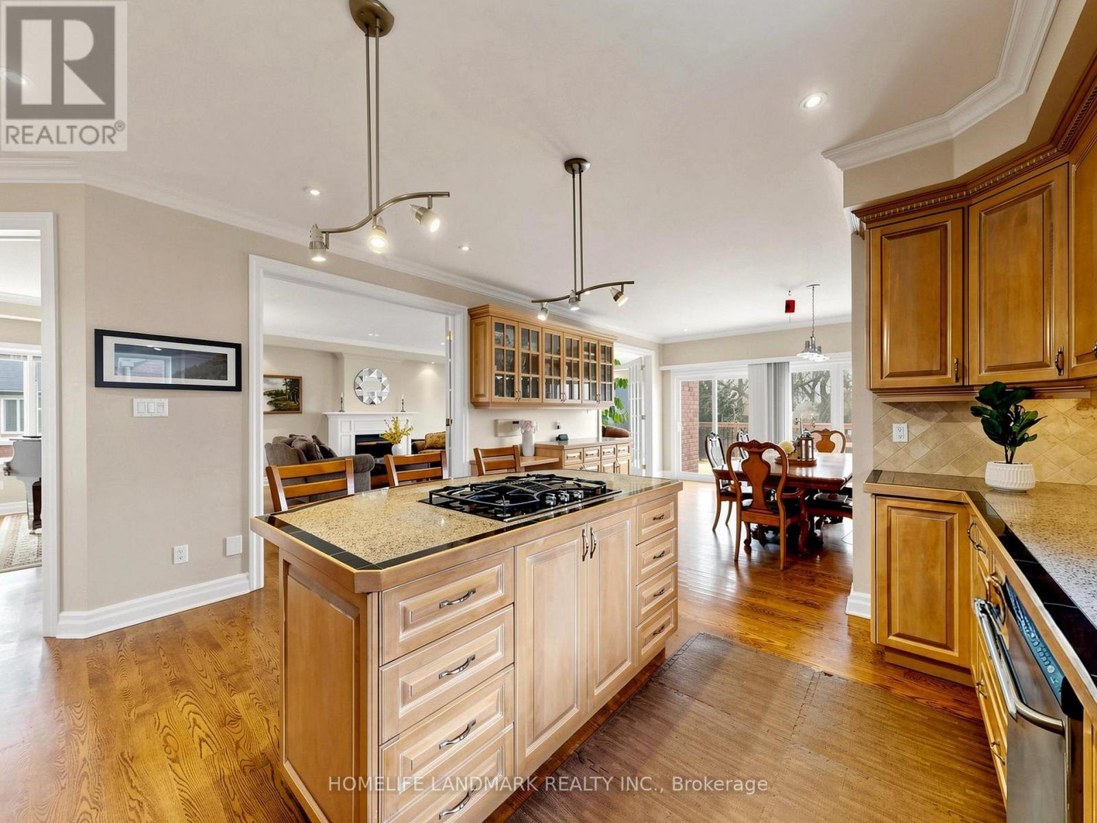 52 Cedar Brae Boulevard, Toronto, Ontario  M1J 2K5 - Photo 17 - E13047582