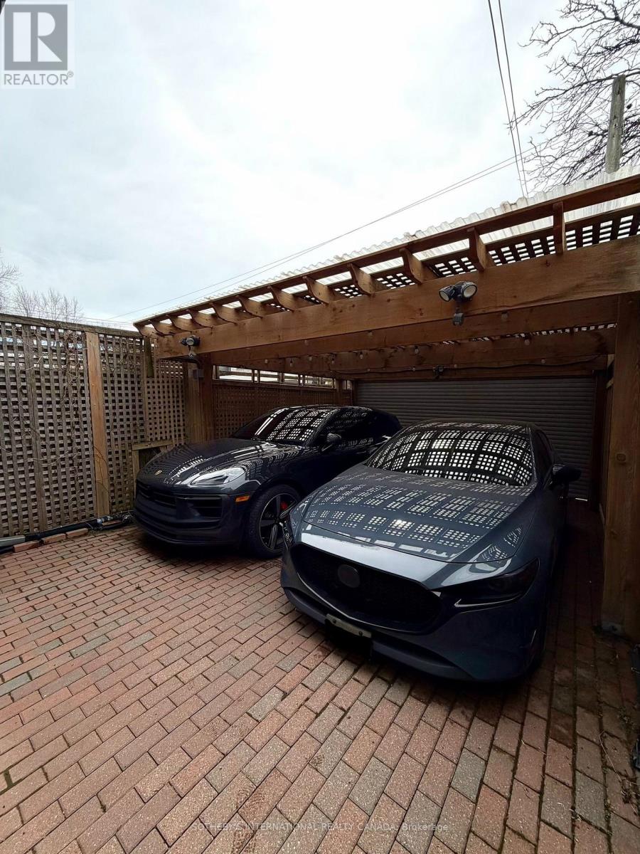 66 Empire Avenue, Toronto, Ontario  M4M 2L4 - Photo 38 - E13086958