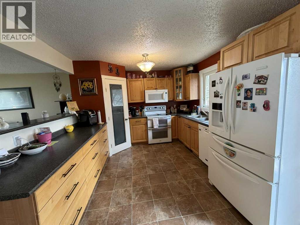 3917 52 Street, Taber, Alberta  T1G 1B7 - Photo 5 - A2308355