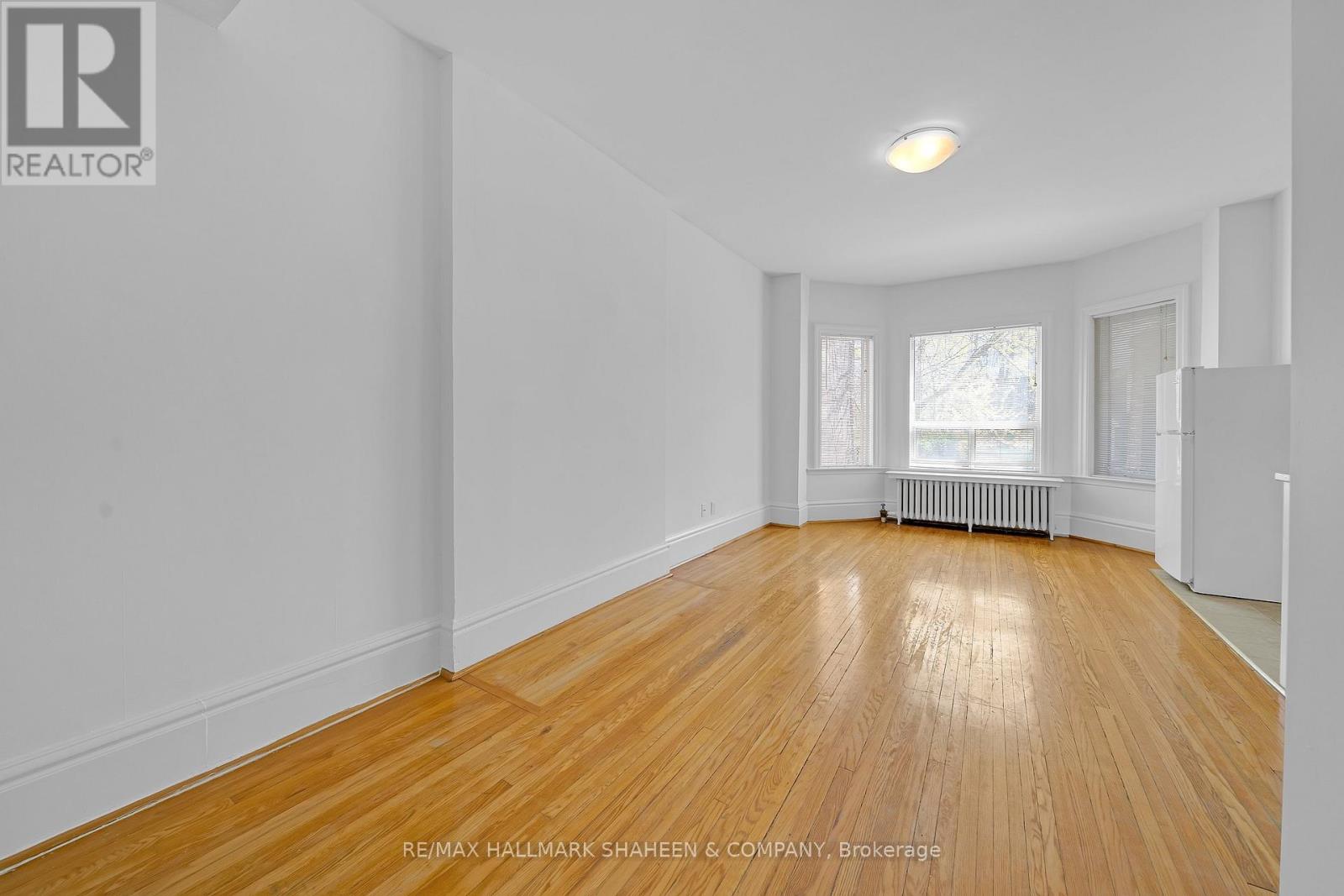 2 - 16 Foxbar Road, Toronto, Ontario  M4V 2G6 - Photo 4 - C13072906