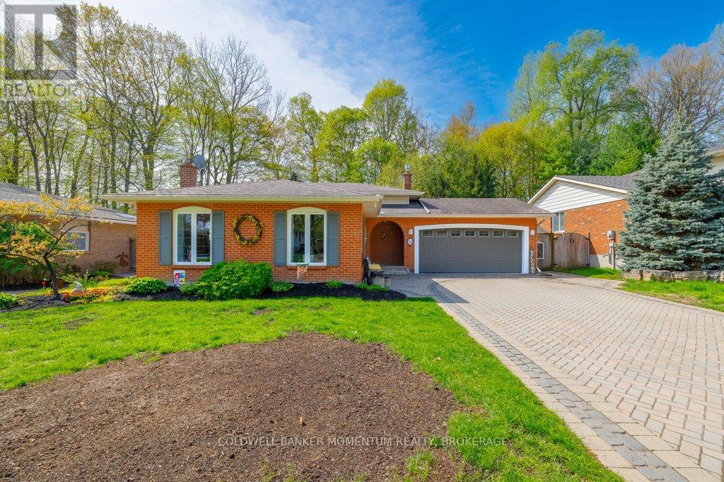 26 Spruceside Crescent, Pelham, Ontario  L3E 0G1 - Photo 3 - X13089778