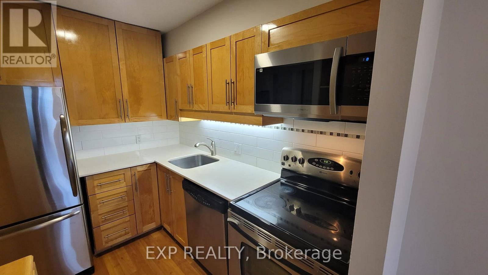 505 - 309 Cumberland Street, Ottawa, Ontario  K1N 7J1 - Photo 5 - X12904830
