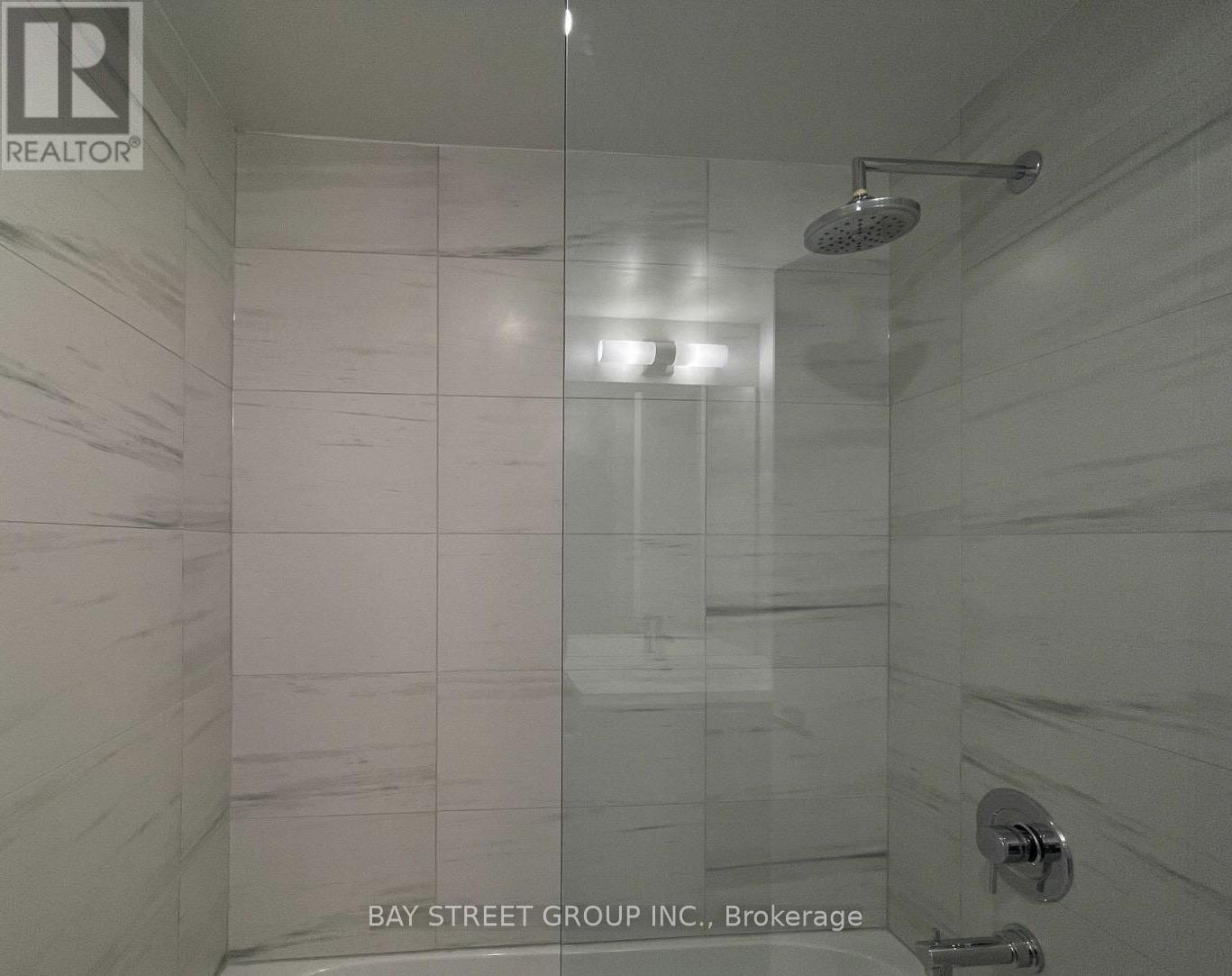 2215 - 55 Cooper Street, Toronto, Ontario  M5E 0G1 - Photo 10 - C13091822