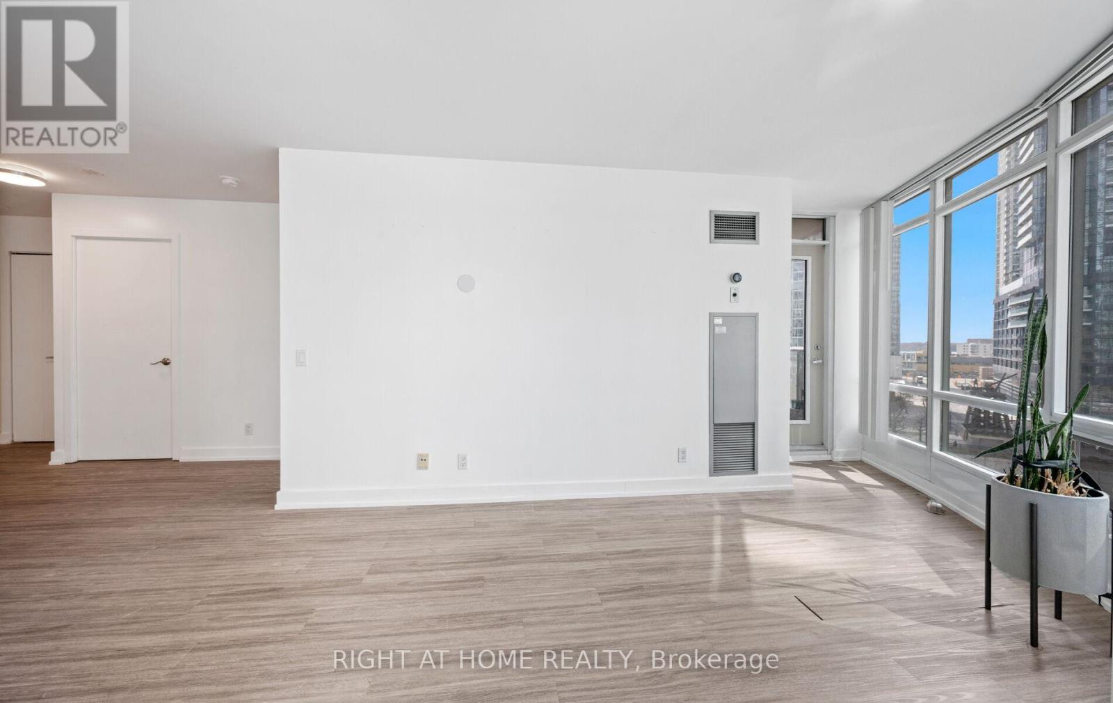 803 - 373 Front Street W, Toronto, Ontario  M5V 3R7 - Photo 16 - C13091854