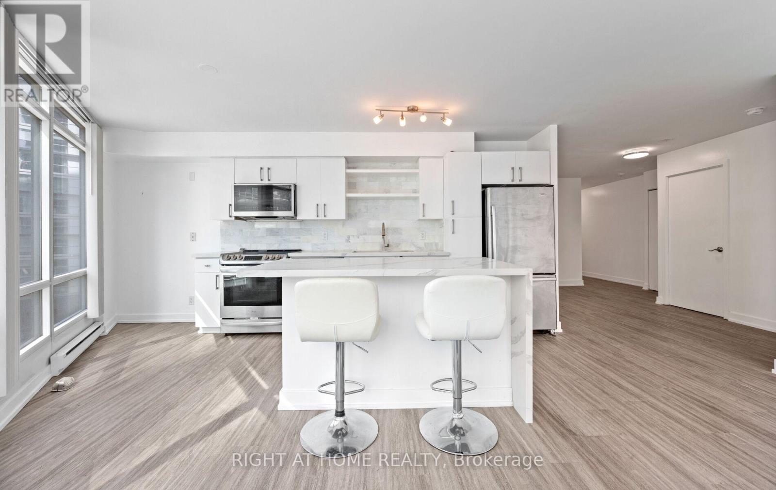 803 - 373 Front Street W, Toronto, Ontario  M5V 3R7 - Photo 20 - C13091854