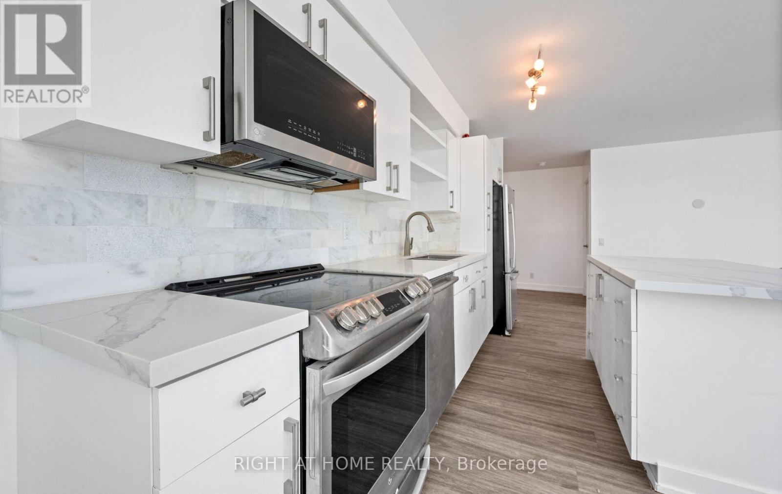 803 - 373 Front Street W, Toronto, Ontario  M5V 3R7 - Photo 22 - C13091854