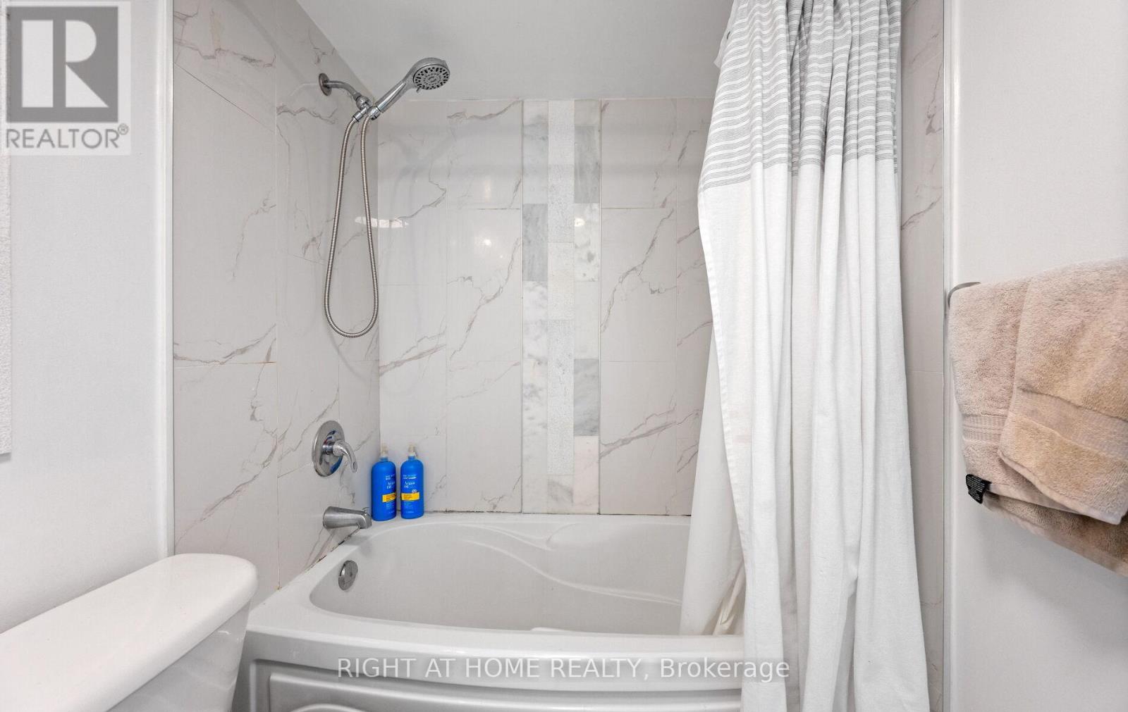 803 - 373 Front Street W, Toronto, Ontario  M5V 3R7 - Photo 31 - C13091854
