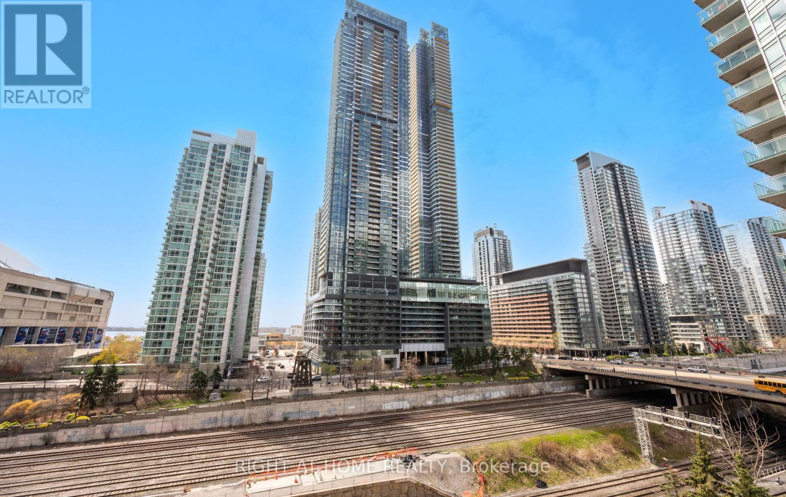 803 - 373 Front Street W, Toronto, Ontario  M5V 3R7 - Photo 40 - C13091854