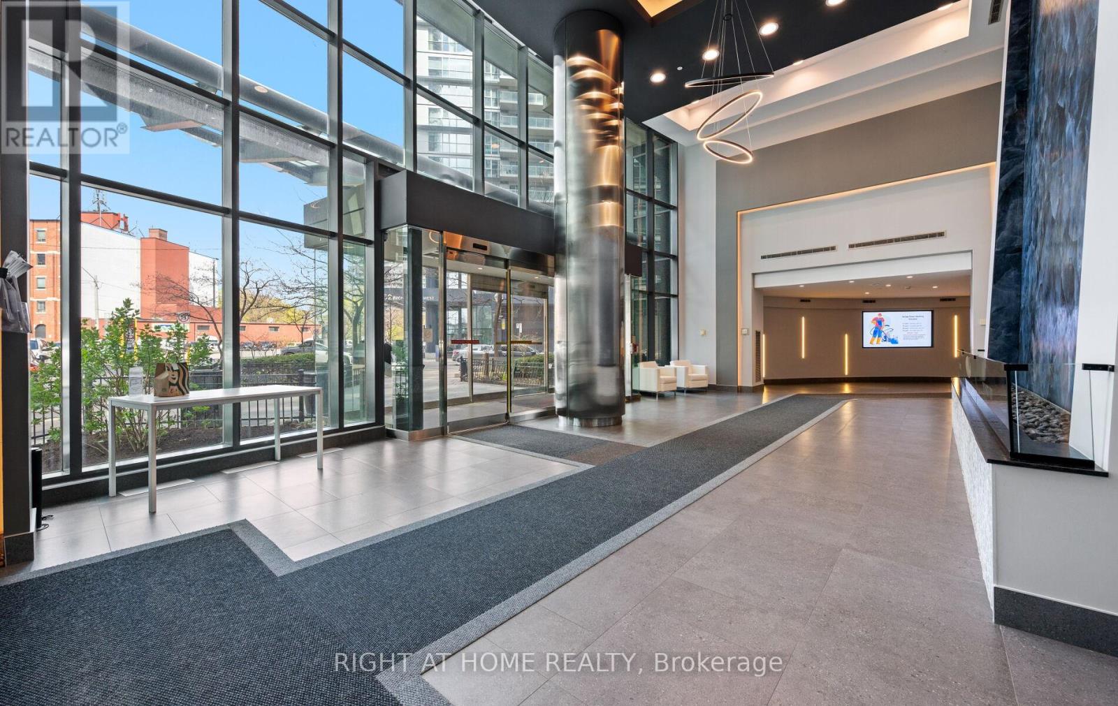 803 - 373 Front Street W, Toronto, Ontario  M5V 3R7 - Photo 8 - C13091854