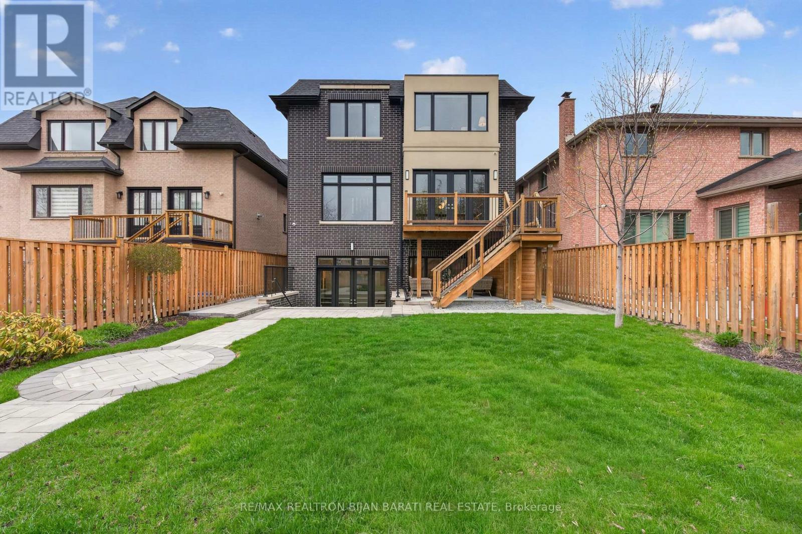23 Terrace Avenue, Toronto, Ontario  M2R 1E8 - Photo 48 - C13091916