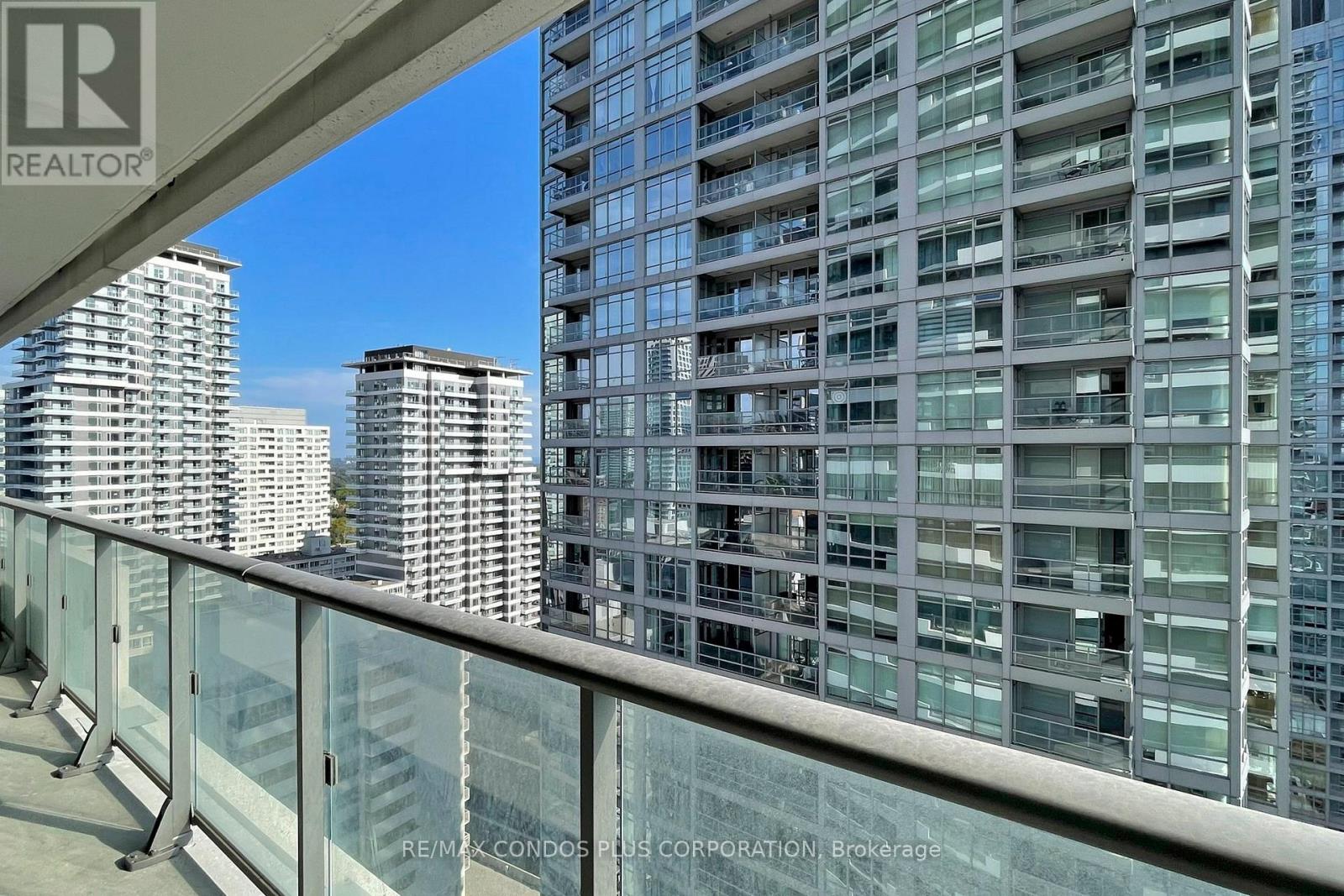 2006 - 2221 Yonge Street, Toronto, Ontario  M4S 0B8 - Photo 18 - C13092050