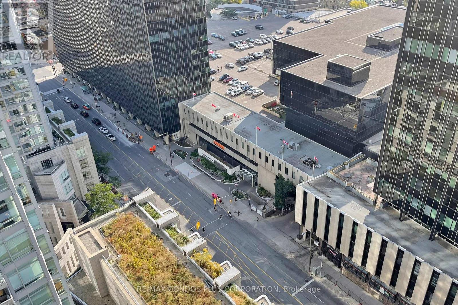 2006 - 2221 Yonge Street, Toronto, Ontario  M4S 0B8 - Photo 20 - C13092050