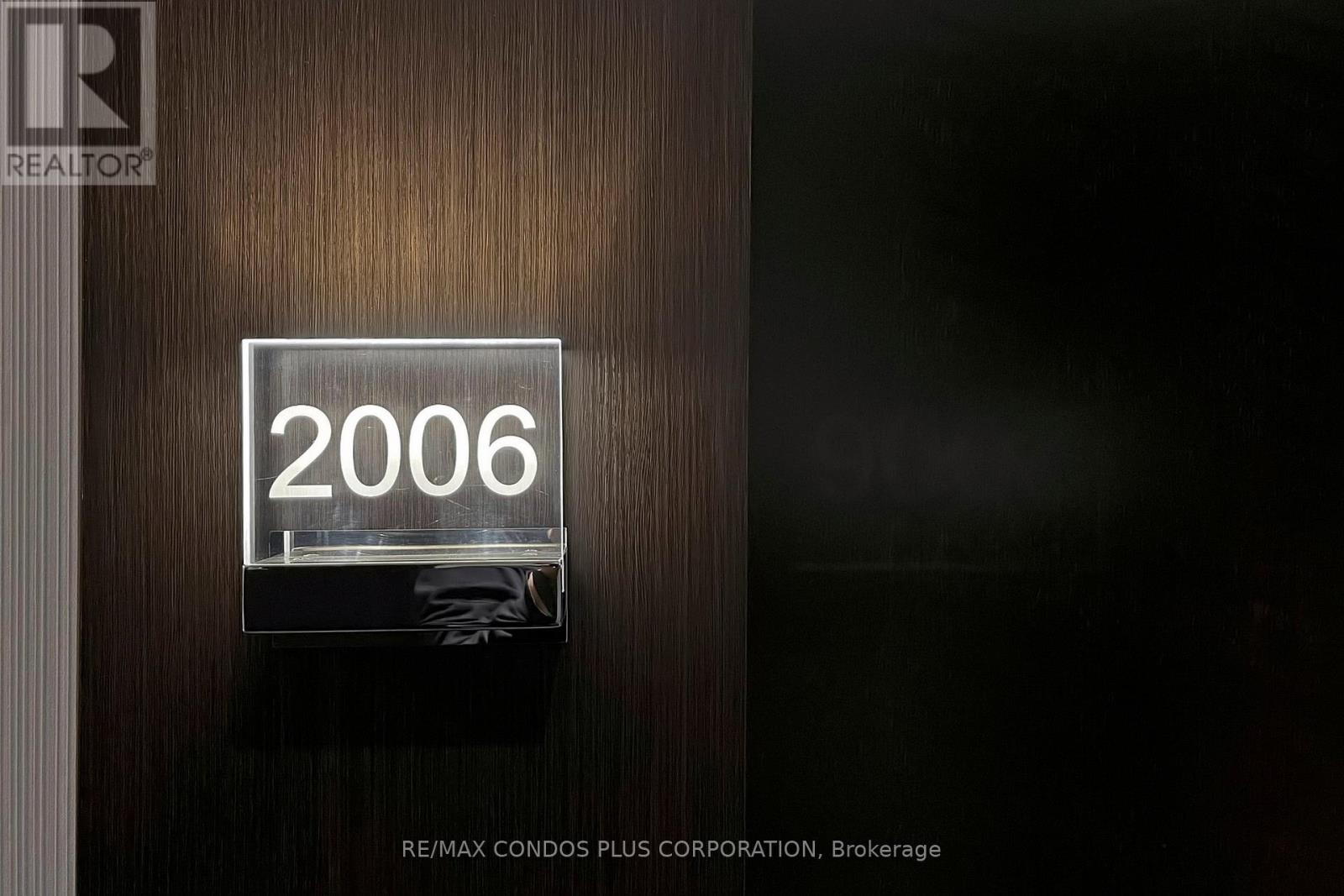 2006 - 2221 Yonge Street, Toronto, Ontario  M4S 0B8 - Photo 21 - C13092050