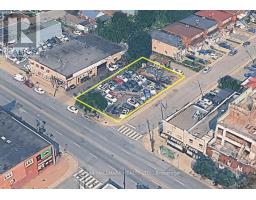 3258-3260 DANFORTH AVENUE, Toronto, Ontario