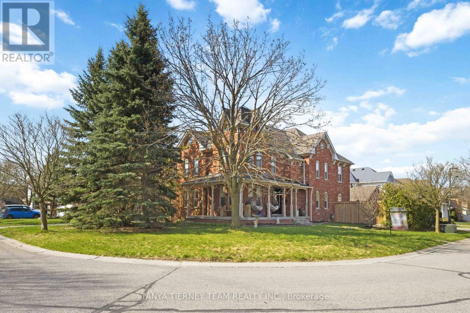 41 Zachary Place, Whitby, Ontario  L1M 1E1 - Photo 3 - E13091860