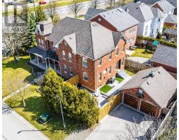 41 ZACHARY PLACE, Whitby, Ontario