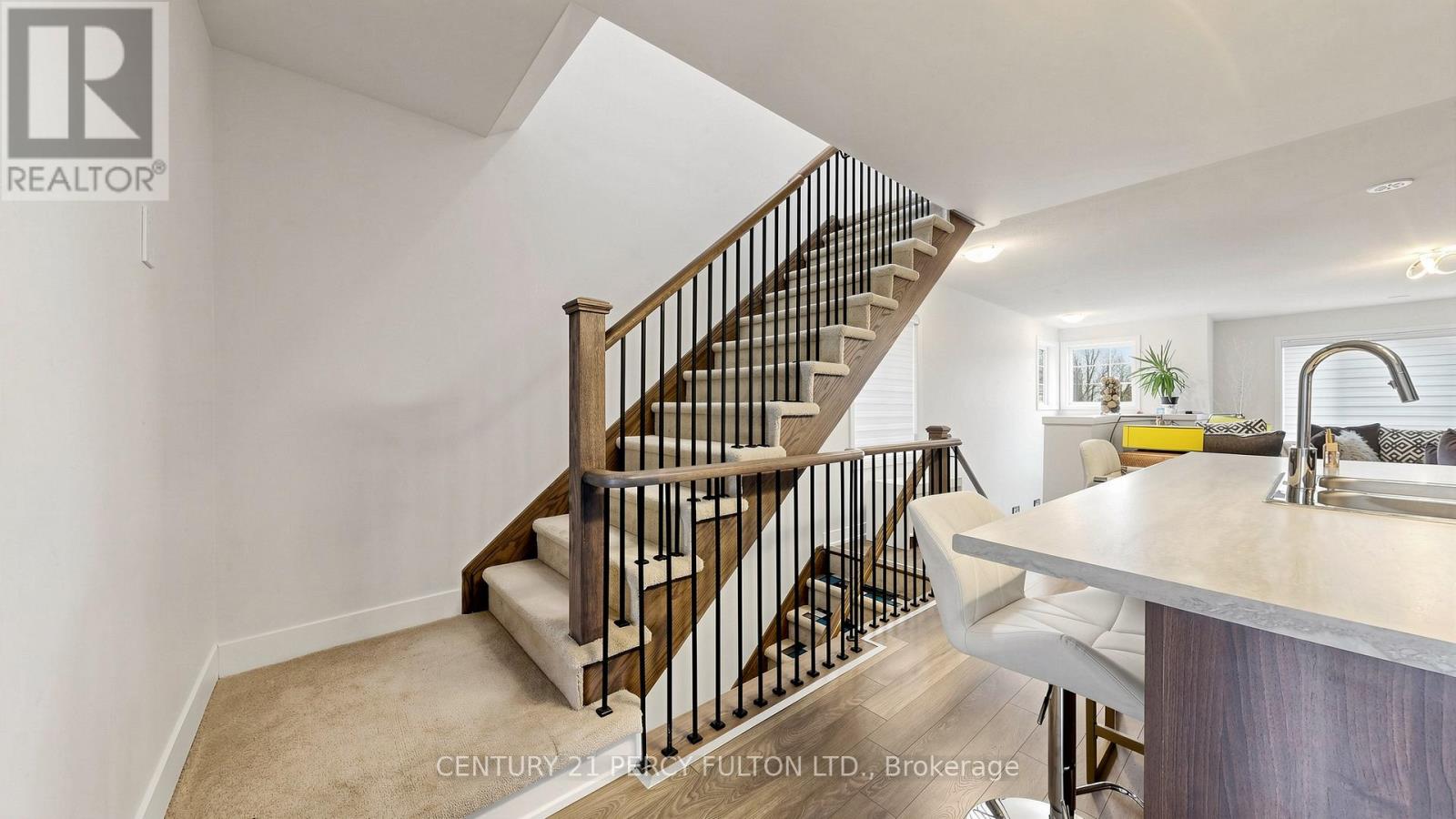 71 Donald Fleming Way, Whitby, Ontario  L1R 0N8 - Photo 14 - E13091926