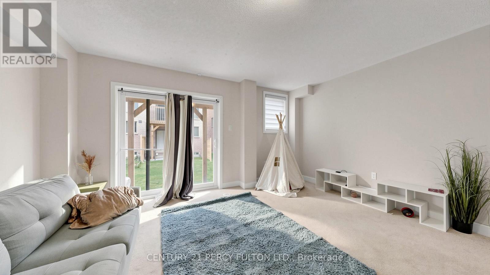 71 Donald Fleming Way, Whitby, Ontario  L1R 0N8 - Photo 28 - E13091926