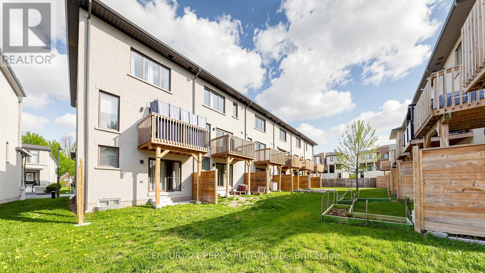 71 Donald Fleming Way, Whitby, Ontario  L1R 0N8 - Photo 33 - E13091926