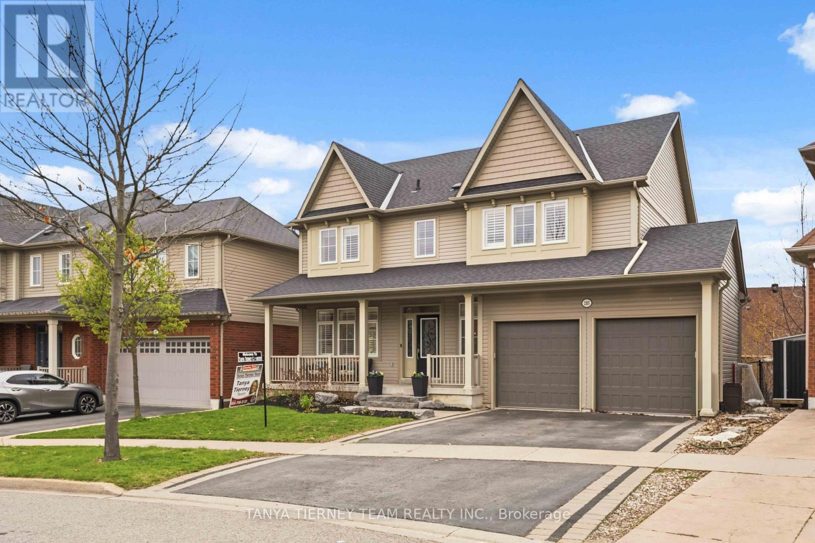 2315 Hackett Place, Oshawa, Ontario  L1L 0A2 - Photo 2 - E13091940