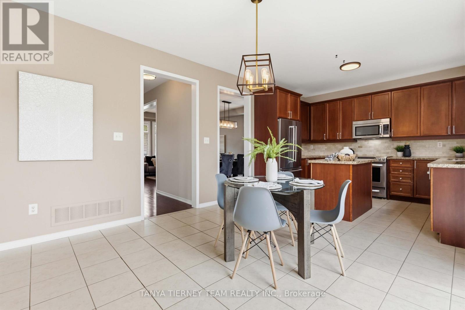 2315 Hackett Place, Oshawa, Ontario  L1L 0A2 - Photo 21 - E13091940
