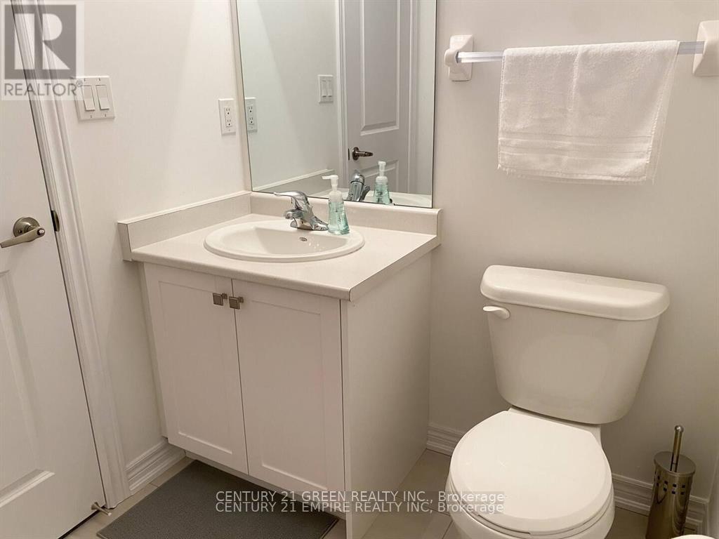 13 Steamboat Way, Whitby, Ontario  L1N 0M6 - Photo 6 - E13091962