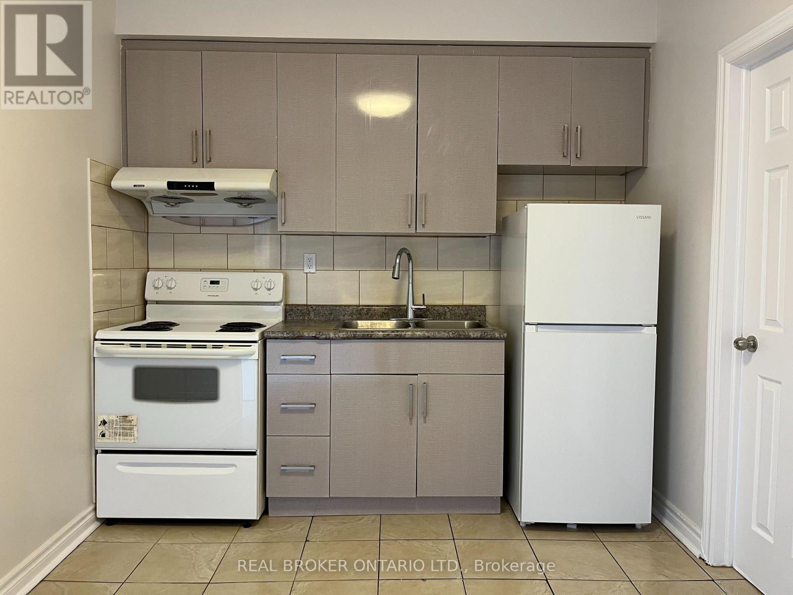 1 - 1228 Danforth Avenue, Toronto, Ontario  M4J 1M6 - Photo 1 - E13092066