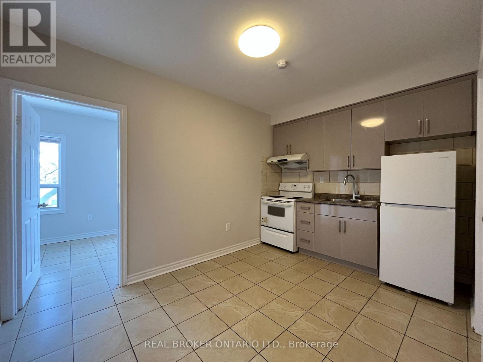 1 - 1228 Danforth Avenue, Toronto, Ontario  M4J 1M6 - Photo 3 - E13092066