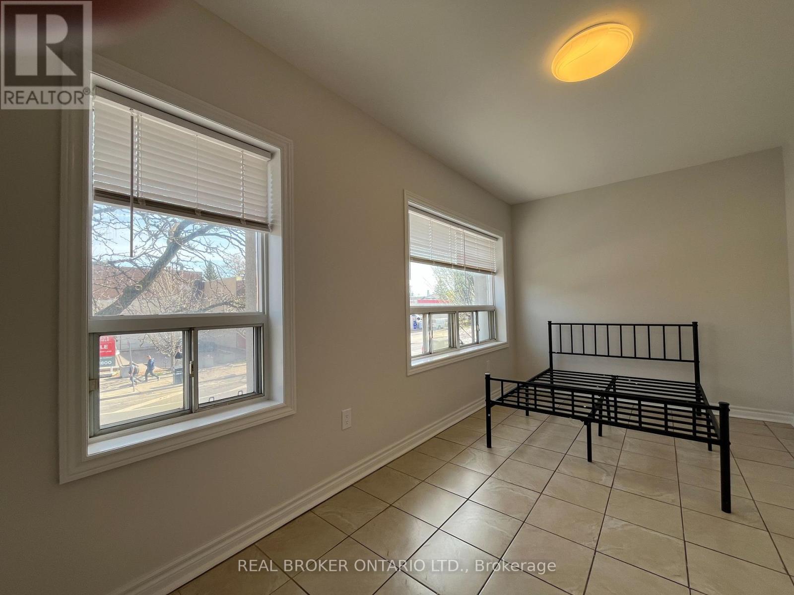 1 - 1228 Danforth Avenue, Toronto, Ontario  M4J 1M6 - Photo 6 - E13092066