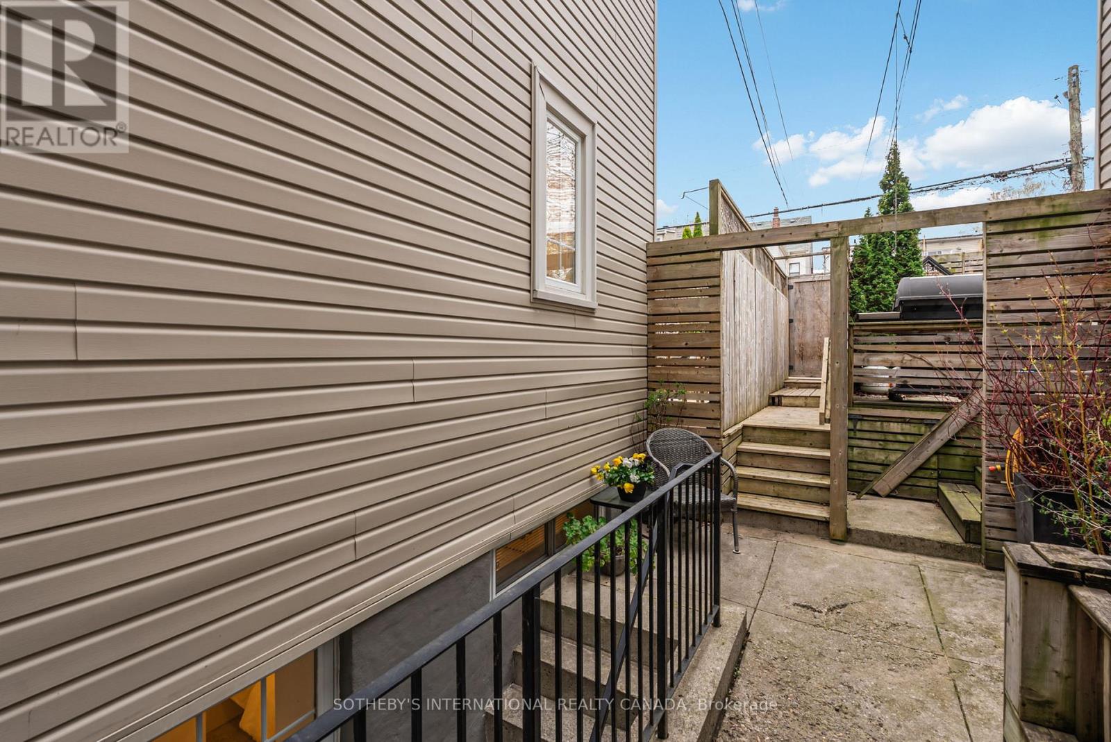 54 Dingwall Avenue, Toronto, Ontario  M4J 1C3 - Photo 45 - E13092084
