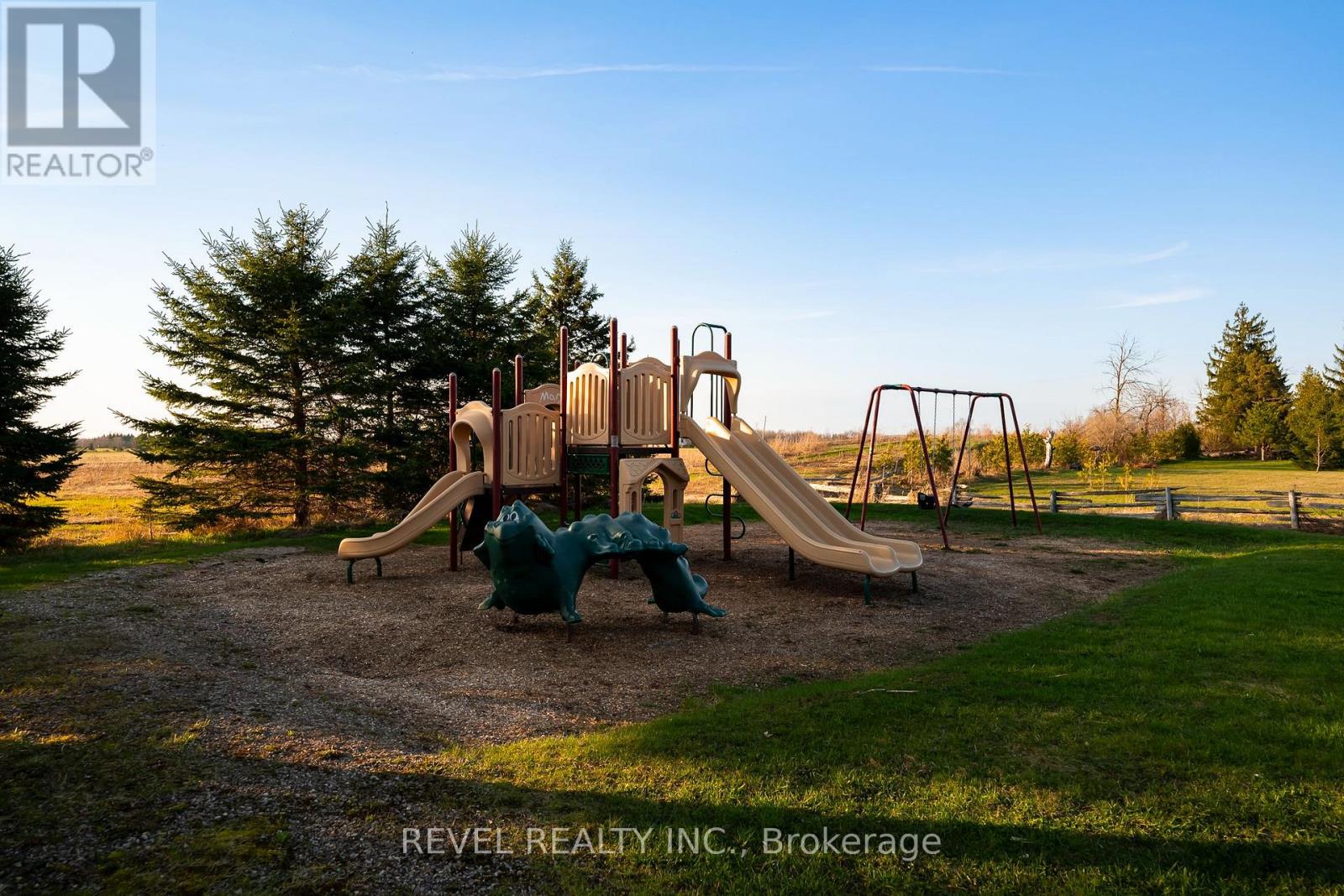 12 Victoria Boulevard, East Garafraxa, Ontario  L9W 7L6 - Photo 42 - X13051128