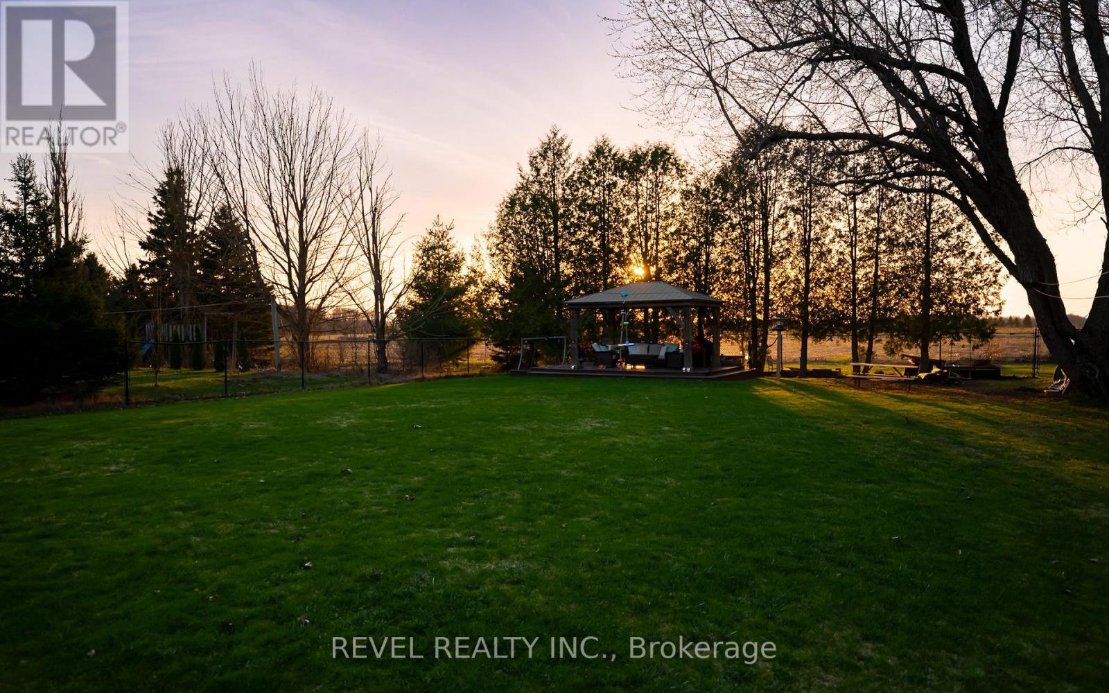 12 Victoria Boulevard, East Garafraxa, Ontario  L9W 7L6 - Photo 33 - X13051128