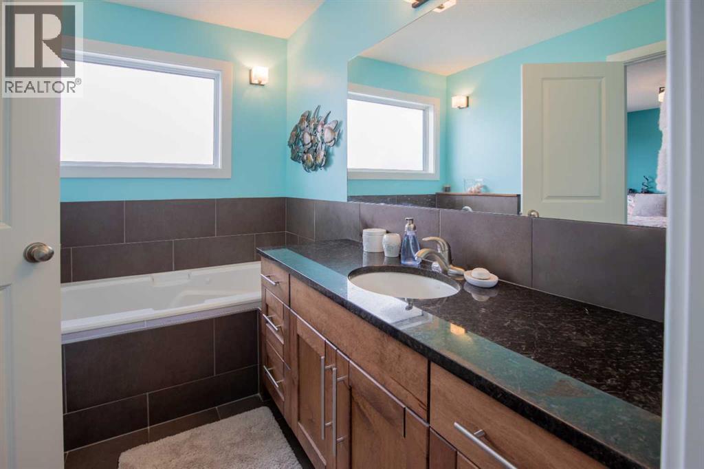 157 Tartan Circle W, Lethbridge, Alberta  T1J 1Y5 - Photo 23 - A2301795