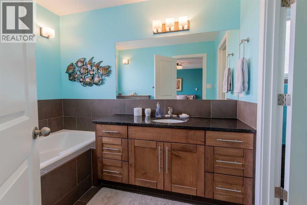 157 Tartan Circle W, Lethbridge, Alberta  T1J 1Y5 - Photo 22 - A2301795