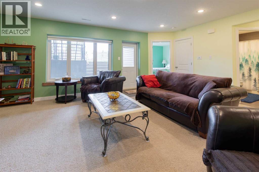 157 Tartan Circle W, Lethbridge, Alberta  T1J 1Y5 - Photo 29 - A2301795