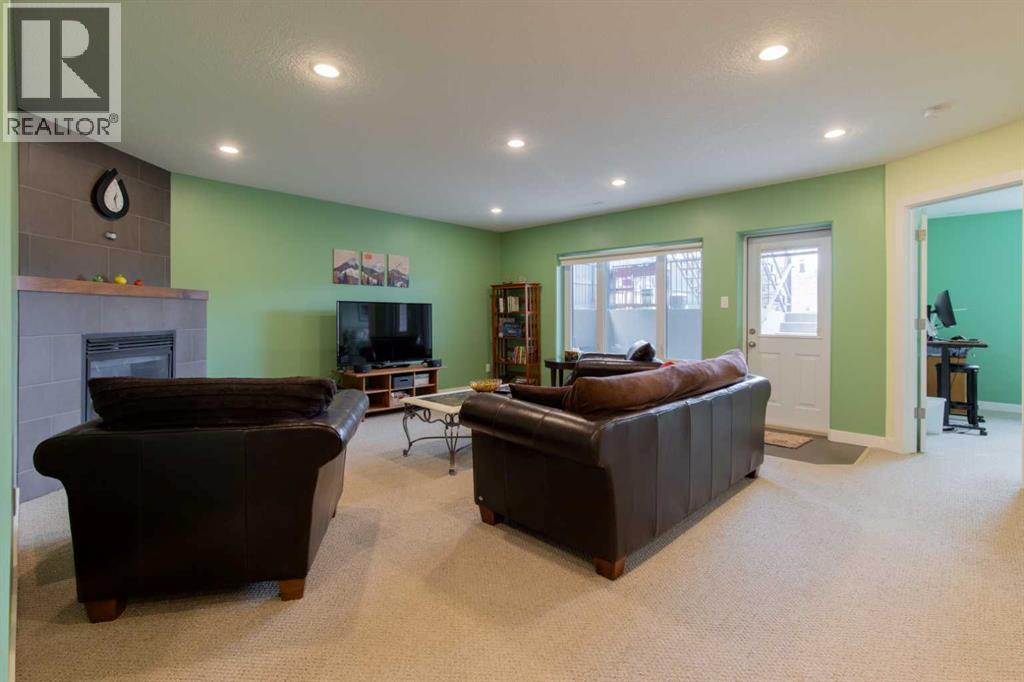 157 Tartan Circle W, Lethbridge, Alberta  T1J 1Y5 - Photo 26 - A2301795