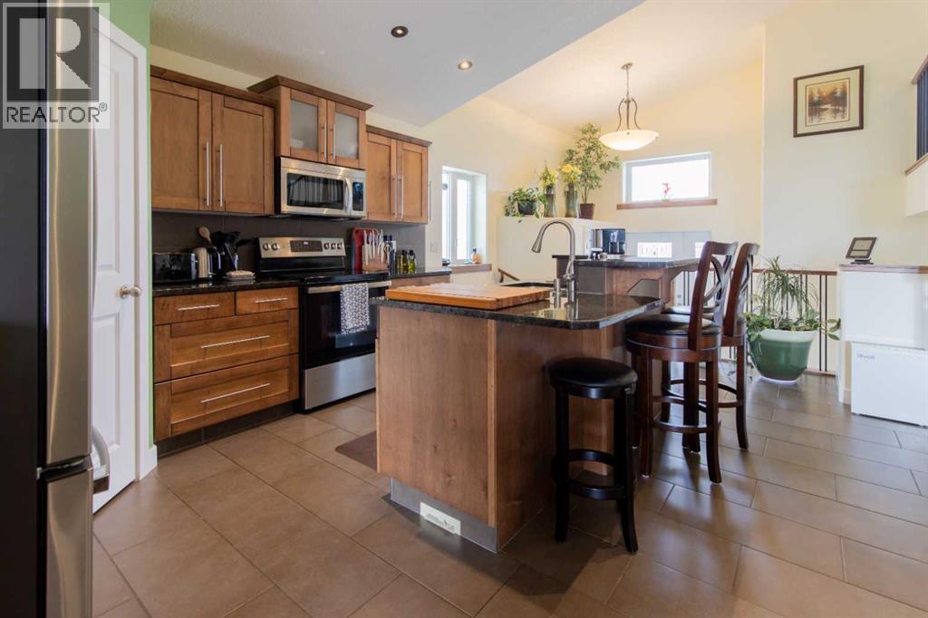 157 Tartan Circle W, Lethbridge, Alberta  T1J 1Y5 - Photo 11 - A2301795