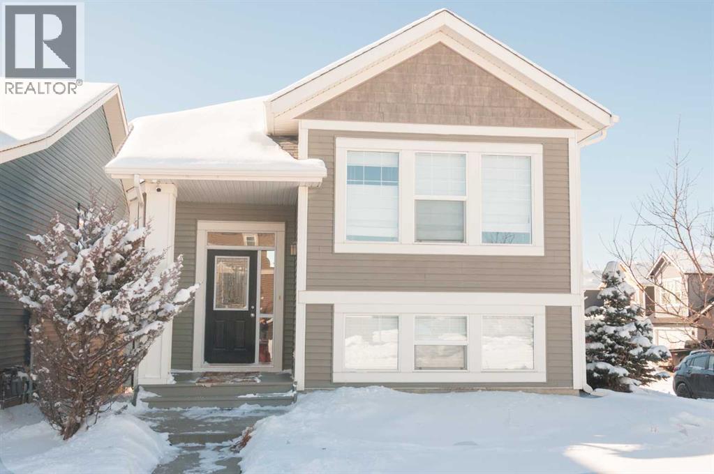266 Fireside Place, Cochrane, Alberta  T4C 0R0 - Photo 1 - A2288921