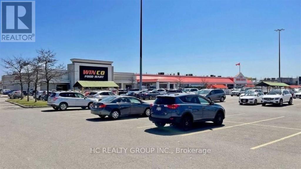 23 & 25 - 21 Fairburn Drive, Markham, Ontario  L6G 0A5 - Photo 7 - N13092012
