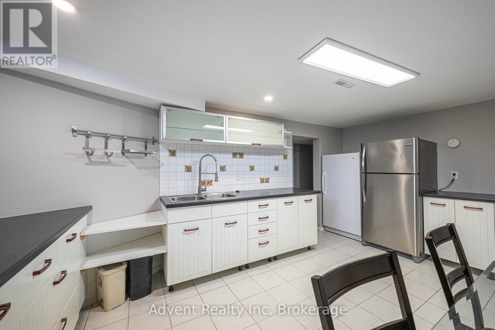 Bsmt - 49 Cherhill Drive, Vaughan, Ontario  L6A 1H6 - Photo 7 - N13092020