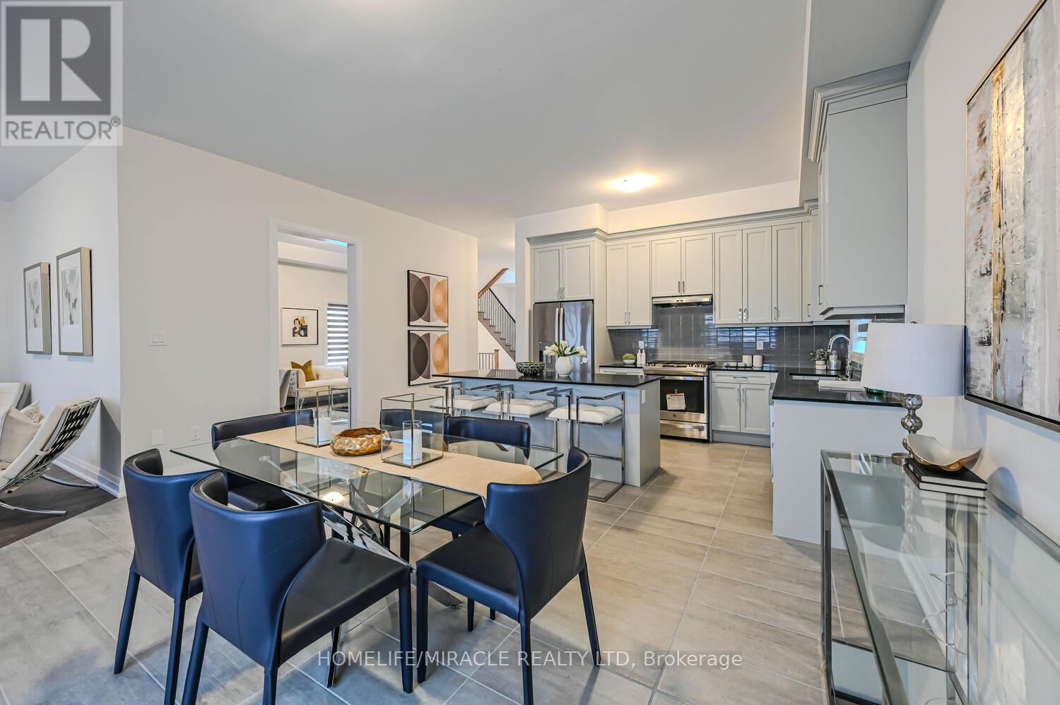 47 Mapleton Street, Richmond Hill, Ontario  L4E 1H5 - Photo 16 - N13092042