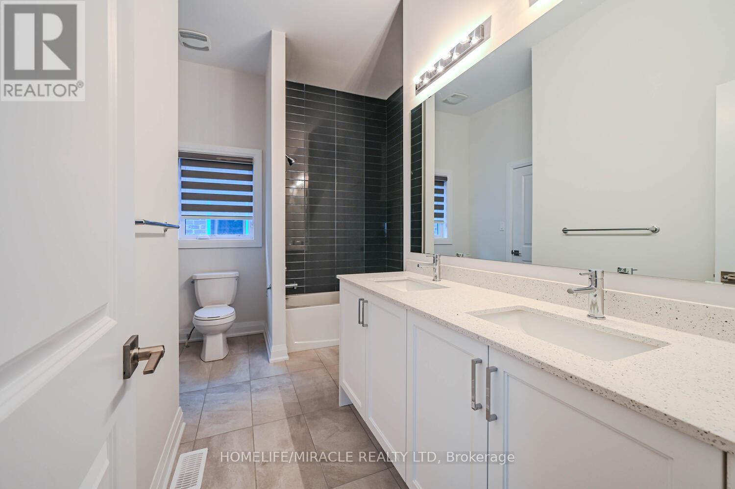 47 Mapleton Street, Richmond Hill, Ontario  L4E 1H5 - Photo 45 - N13092042