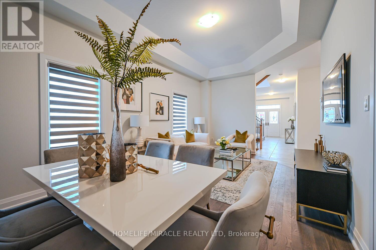 47 Mapleton Street, Richmond Hill, Ontario  L4E 1H5 - Photo 8 - N13092042