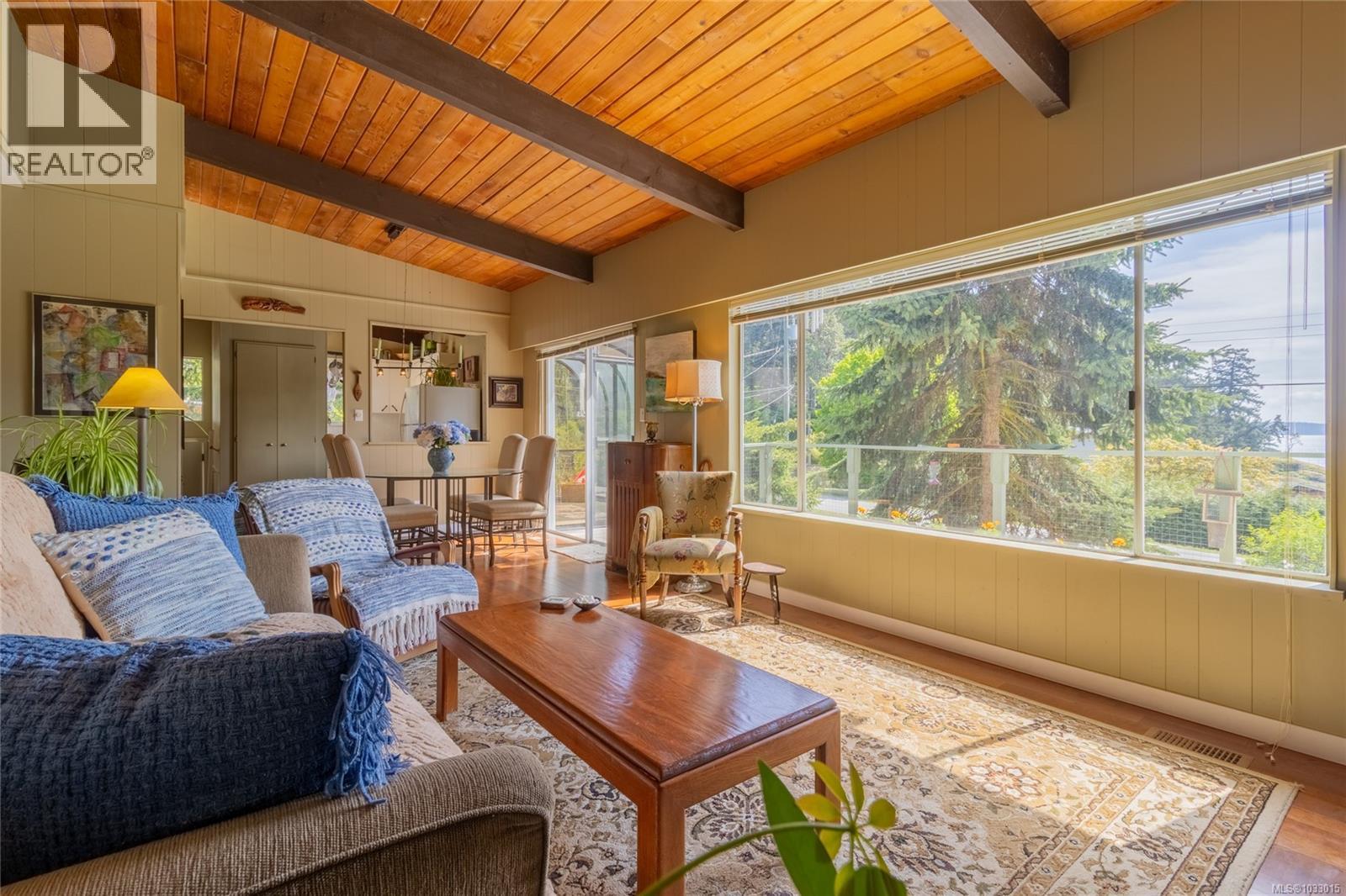 27146 Schooner Way, Pender Island, British Columbia  V0N 2M2 - Photo 1 - 1033015